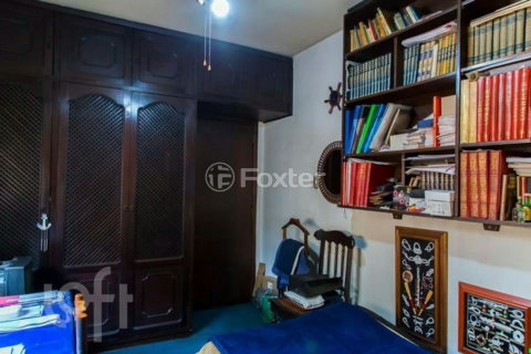 Image 31 - 866001