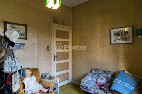 Image 19 - 866001
