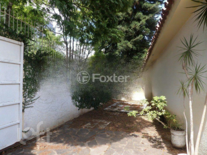 Image 28 - 866017