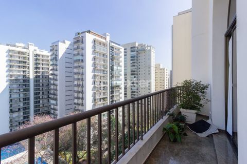 Image 11 - 866093