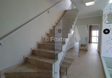 Image 6 - 866094