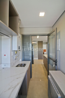 Image 30 - 866243