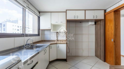 Image 7 - 866503