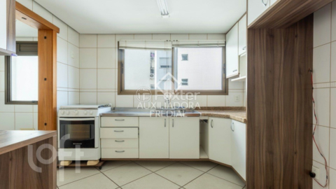 Image 8 - 866503