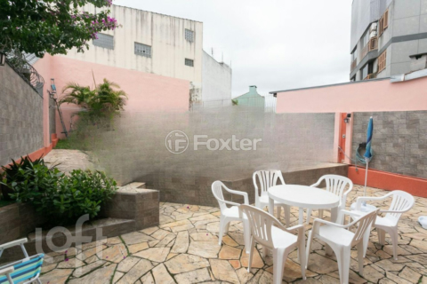 Image 24 - 866556