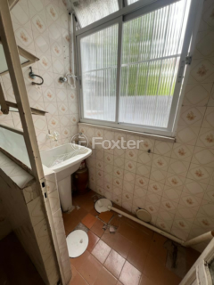 Image 8 - 866568