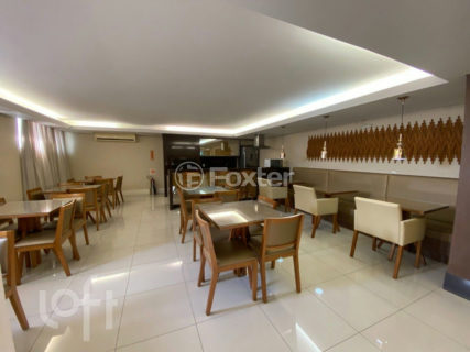 Image 42 - 866633