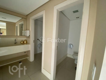 Image 43 - 866633