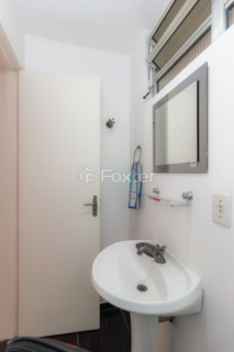 Image 9 - 866649