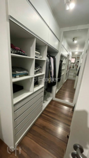 Image 8 - 866755