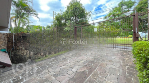 Image 70 - 866788