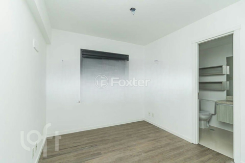 Image 7 - 866941