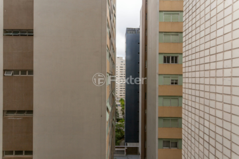 Image 3 - 866997
