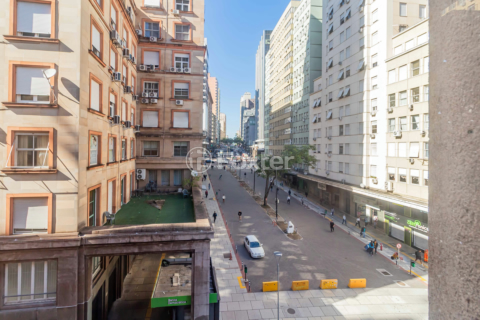Image 6 - 867128