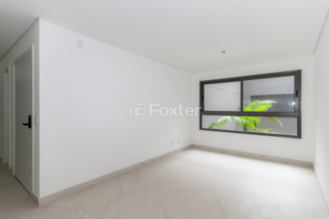 Image 42 - 867252
