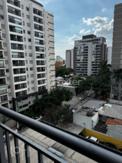 Image 7 - 867350