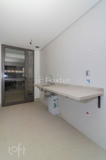 Image 42 - 867356