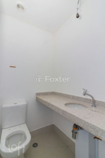 Image 8 - 867356