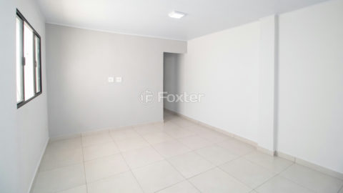 Image 1 - 867572