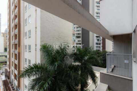 Image 7 - 867779