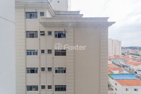 Image 16 - 868090