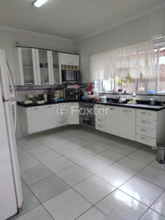 Image 6 - 868091