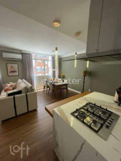 Image 7 - 868092