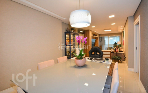 Image 8 - 868107