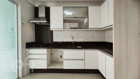 Image 4 - 868114