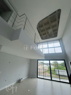 Image 33 - 868118