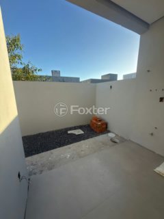 Image 10 - 868124