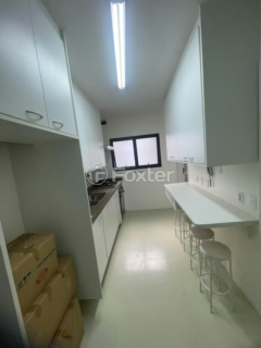 Image 5 - 868251