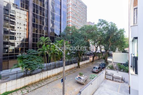 Image 10 - 868339