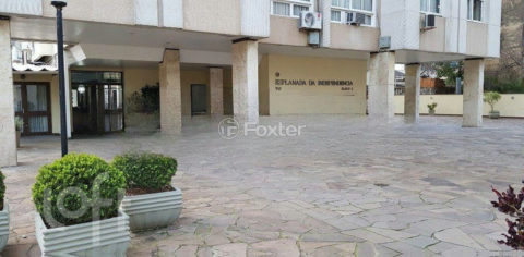 Image 36 - 868382