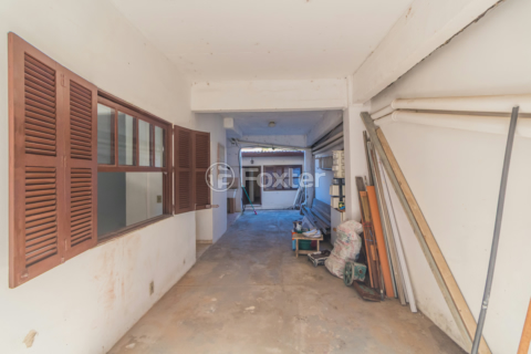Image 32 - 868395