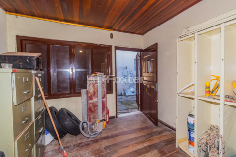 Image 36 - 868395
