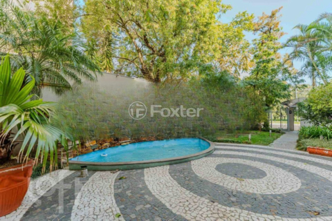 Image 35 - 868501