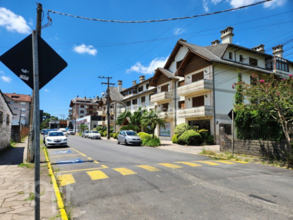 Image 4 - 868525