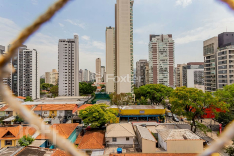 Image 8 - 868542