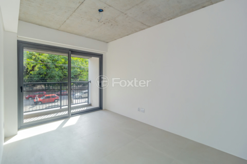 Image 1 - 868587