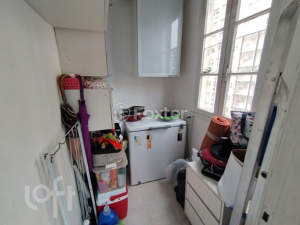 Image 10 - 868613