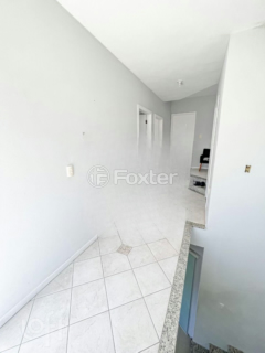 Image 11 - 868800