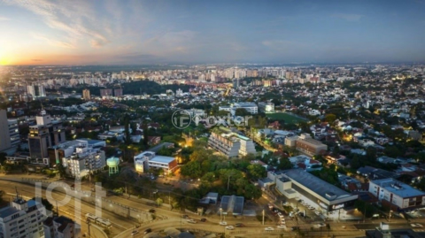 Image 29 - 868845