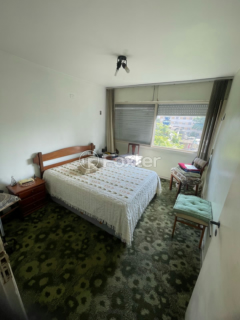 Image 10 - 868874