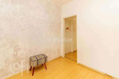 Image 76 - 868892
