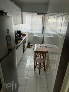 Image 6 - 868905