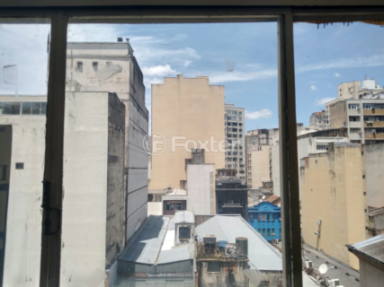 Image 6 - 868990