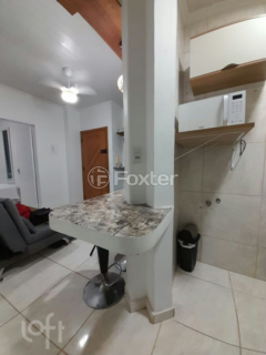 Image 8 - 869035