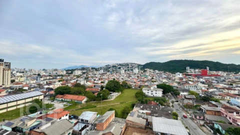 Image 4 - 869052