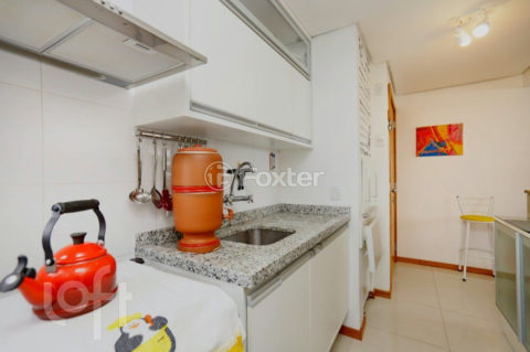 Image 7 - 869134